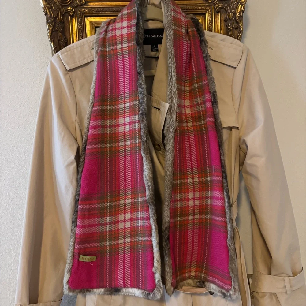 Faux Fur Reversible Scarf - Picture 2 of 4